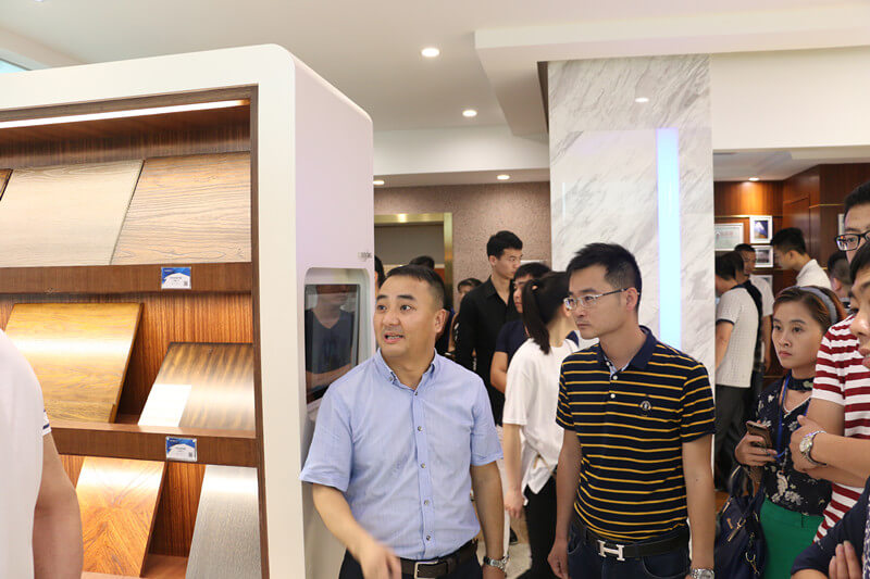 鉴黑担保网(jhdbw)·最具权威唯一维权担保平台